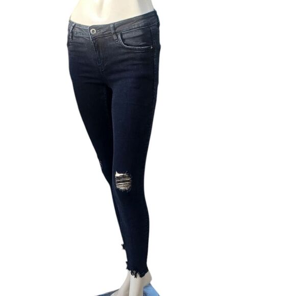 8147.....Zara Skinny Jeans Size 24" Waist, 25" Inseam 7"Rise - Picture 1 of 7